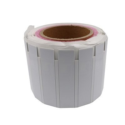 simptom RFID nalepka on metal 9522